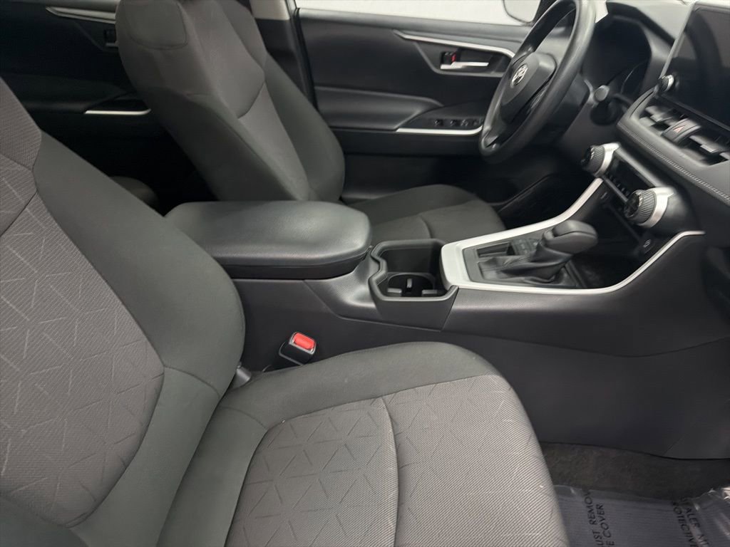 Used 2023 Toyota RAV4 XLE w/ Convenience Package image 31