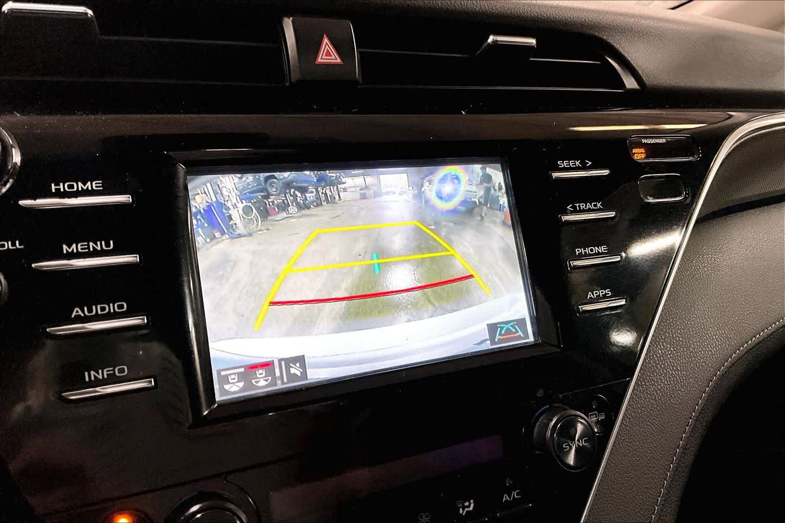 Used 2018 Toyota Camry XSE FWD image 28