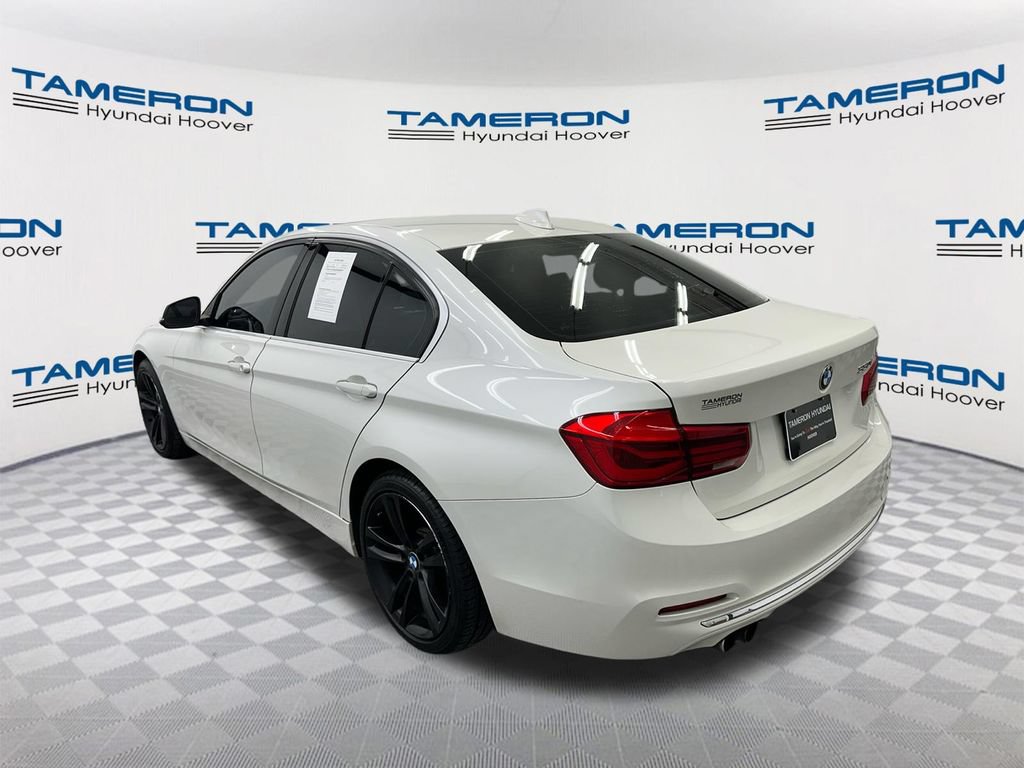 Used 2018 BMW 330i Sedan RWD image 3