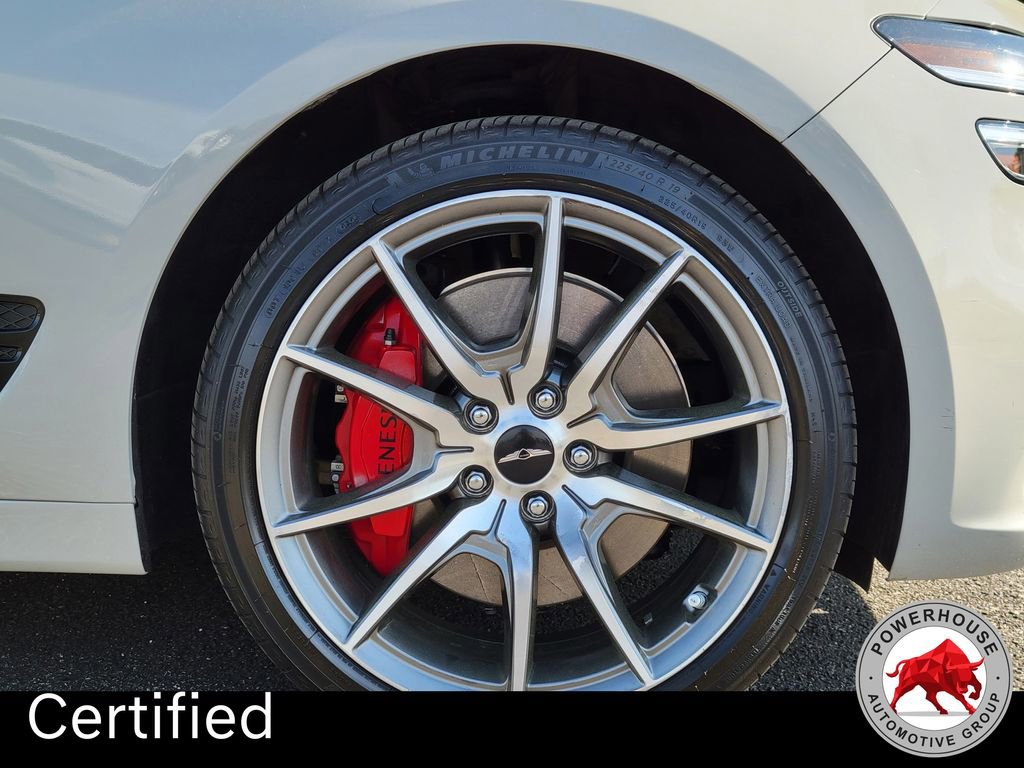 Used 2025 Genesis G70 2.5T image 12