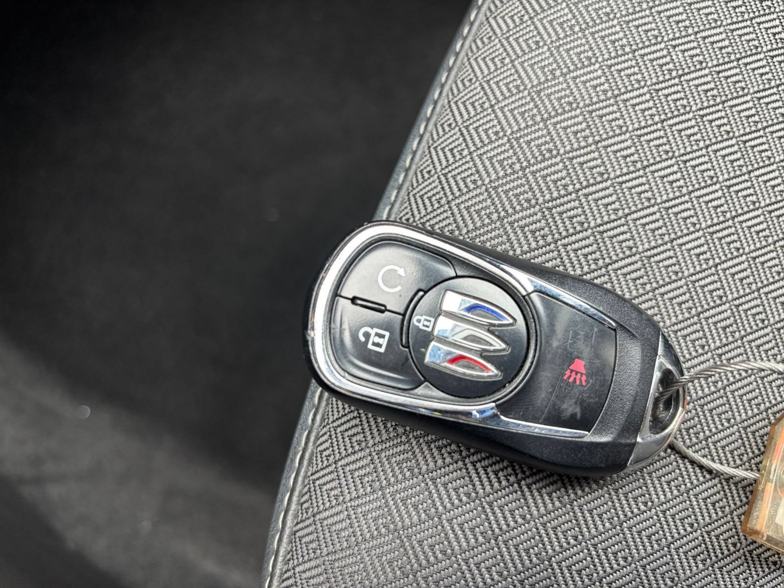 Used 2025 Buick Encore GX Preferred FWD image 23