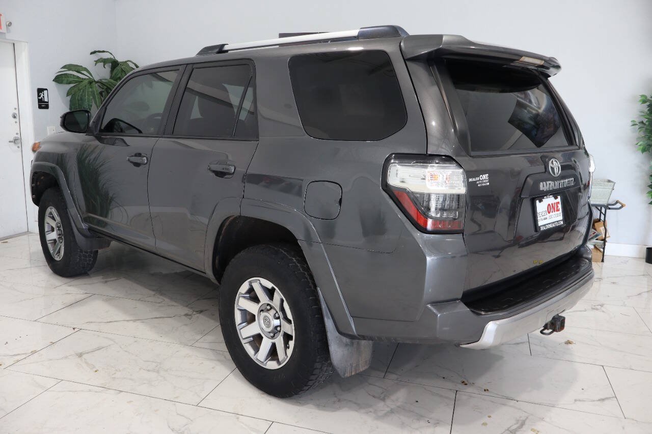 Used 2015 Toyota 4Runner Trail AWD/4WD image 5