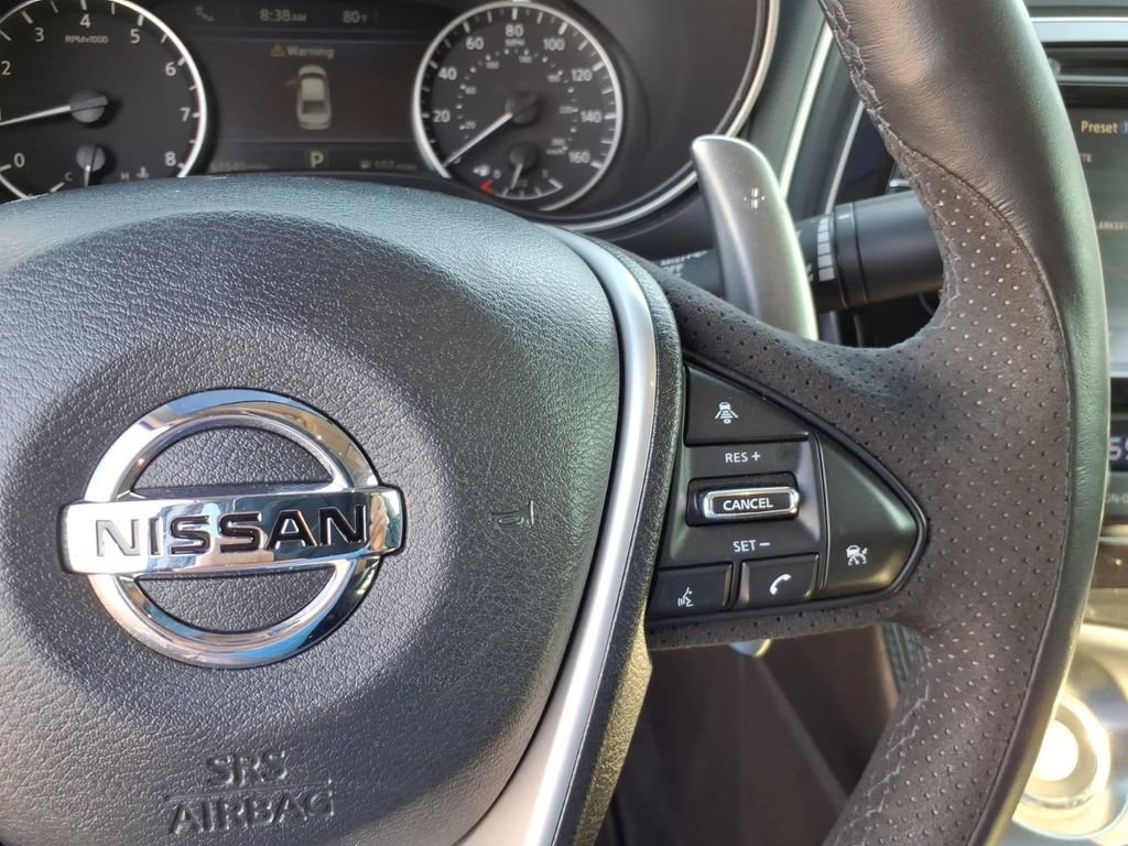 Used 2016 Nissan Maxima SR w/ Interior Lighting Package FWD image 11