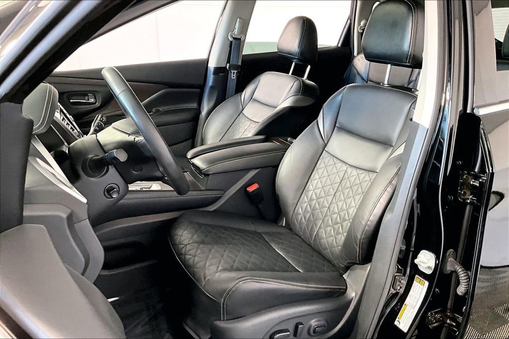 Used 2024 Nissan Murano Platinum w/ Cargo Package image 25