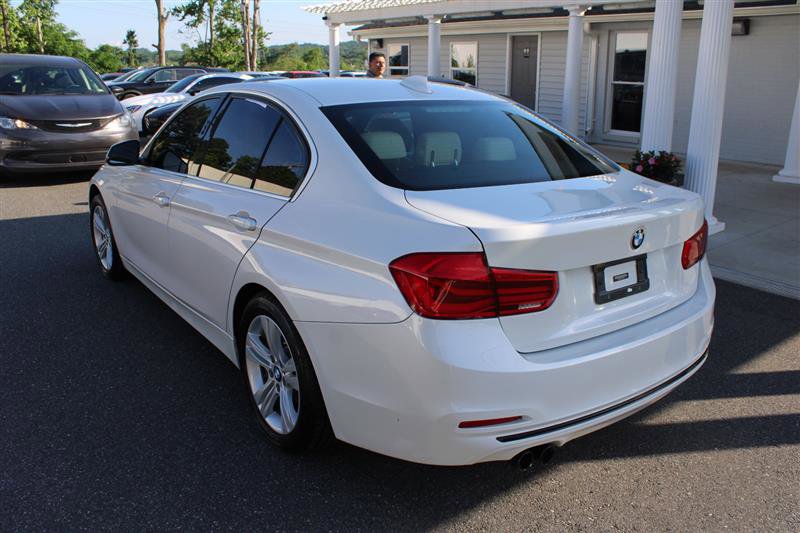 Used 2018 BMW 330i 330I w/ Convenience Package image 5