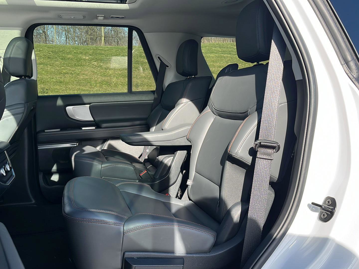 Used 2025 Ford Expedition Active image 19