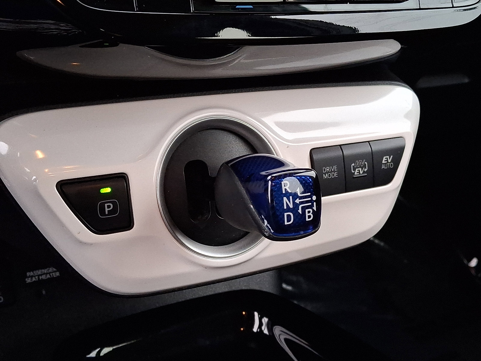 Used 2017 Toyota Prius Prime Plus image 16