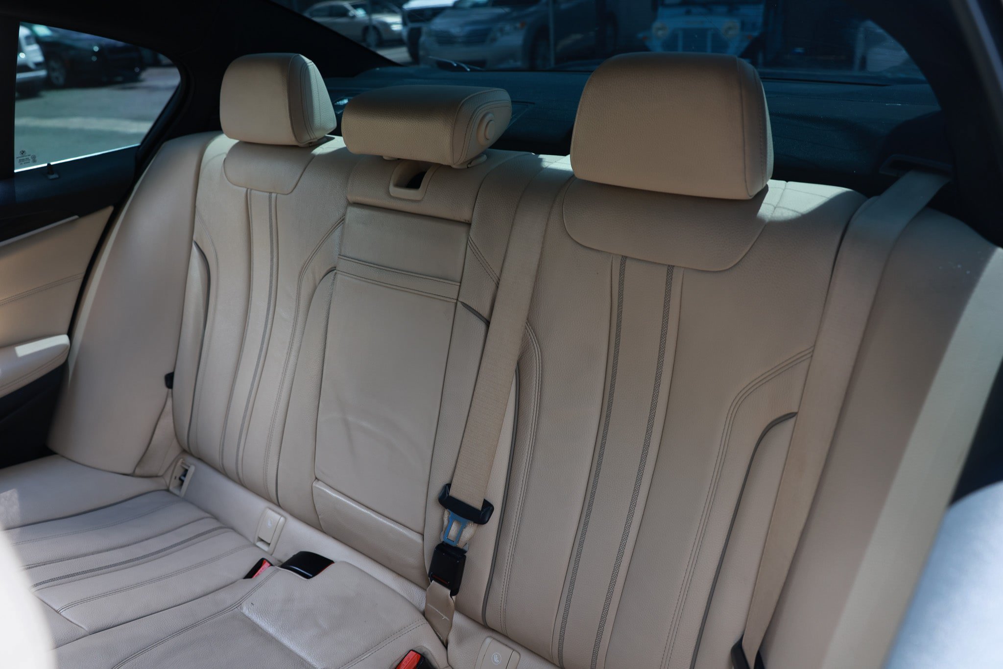 Used 2019 BMW 530i w/ Convenience Package RWD image 12