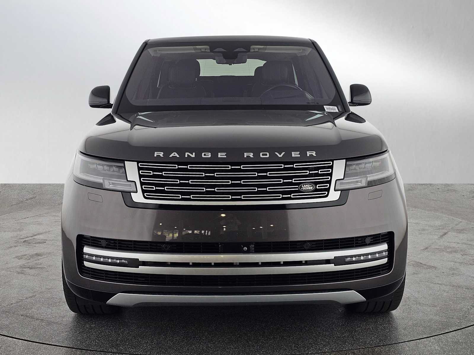 Used 2023 Land Rover Range Rover First Edition AWD/4WD image 8