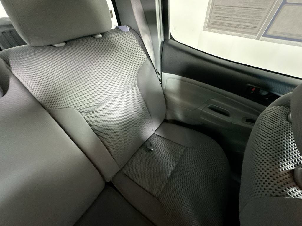 Used 2011 Toyota Tacoma PreRunner w/ TRD Sport Pkg RWD image 14