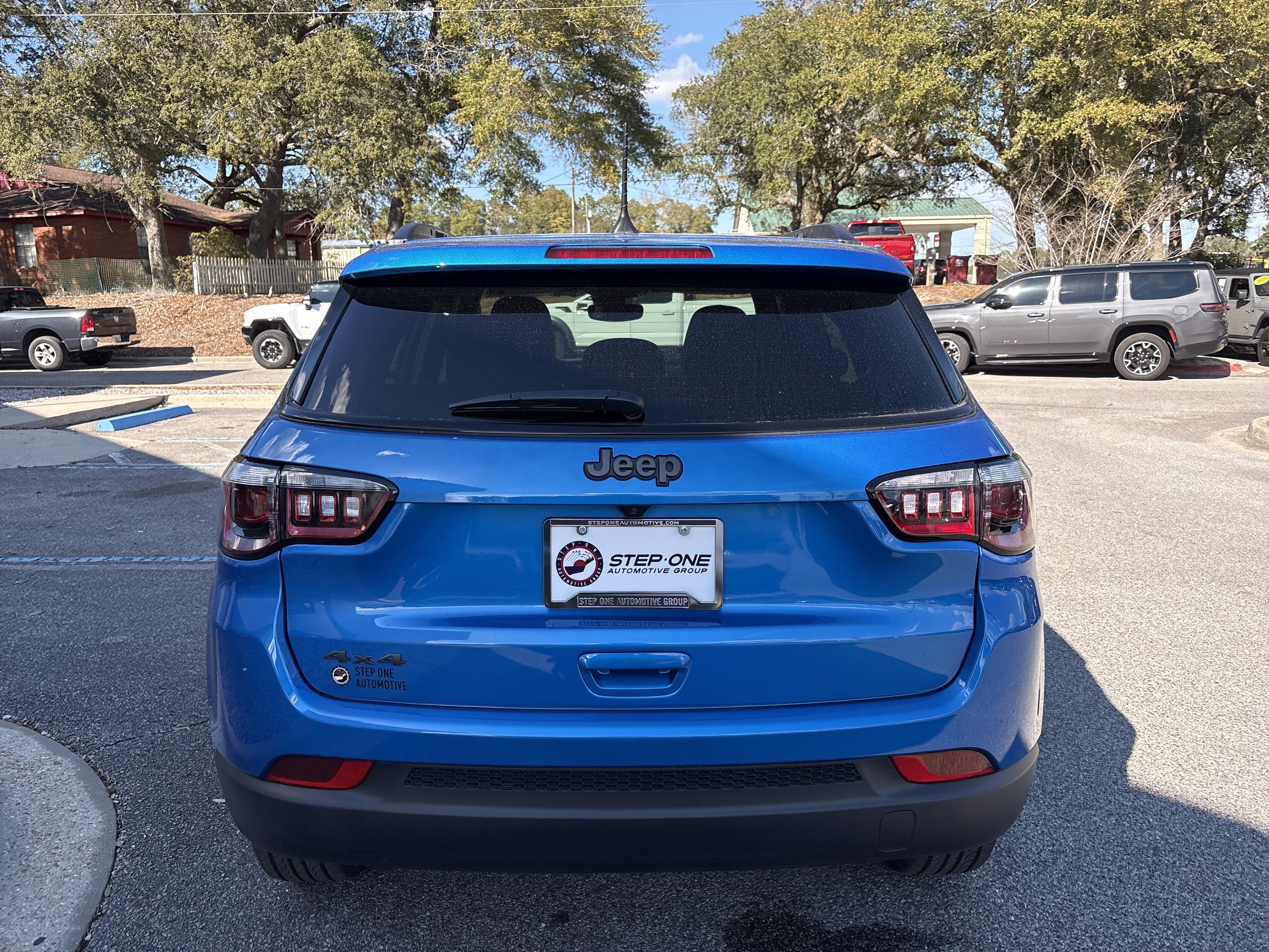 New 2026 Jeep Compass Latitude image 5