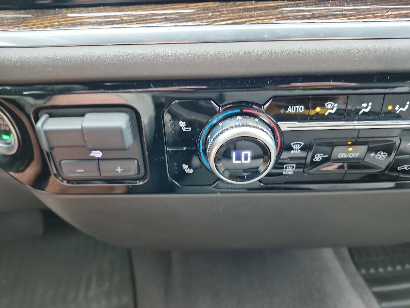 Used 2025 GMC Sierra 1500 SLE image 19