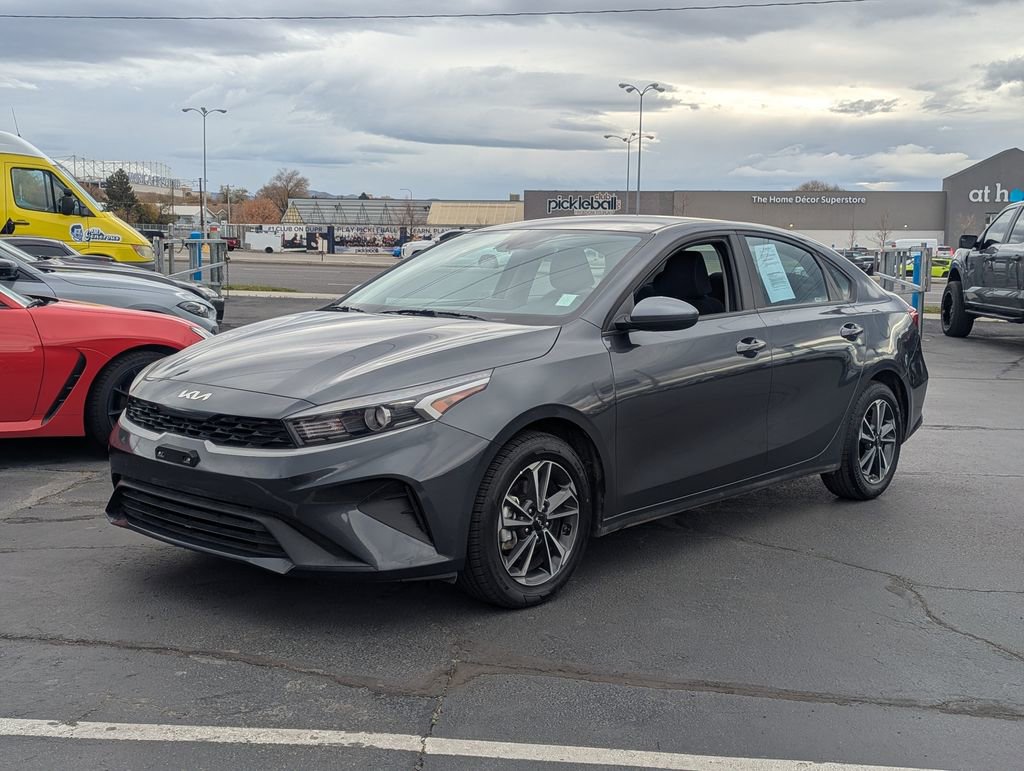 Used 2024 Kia Forte LXS image 9