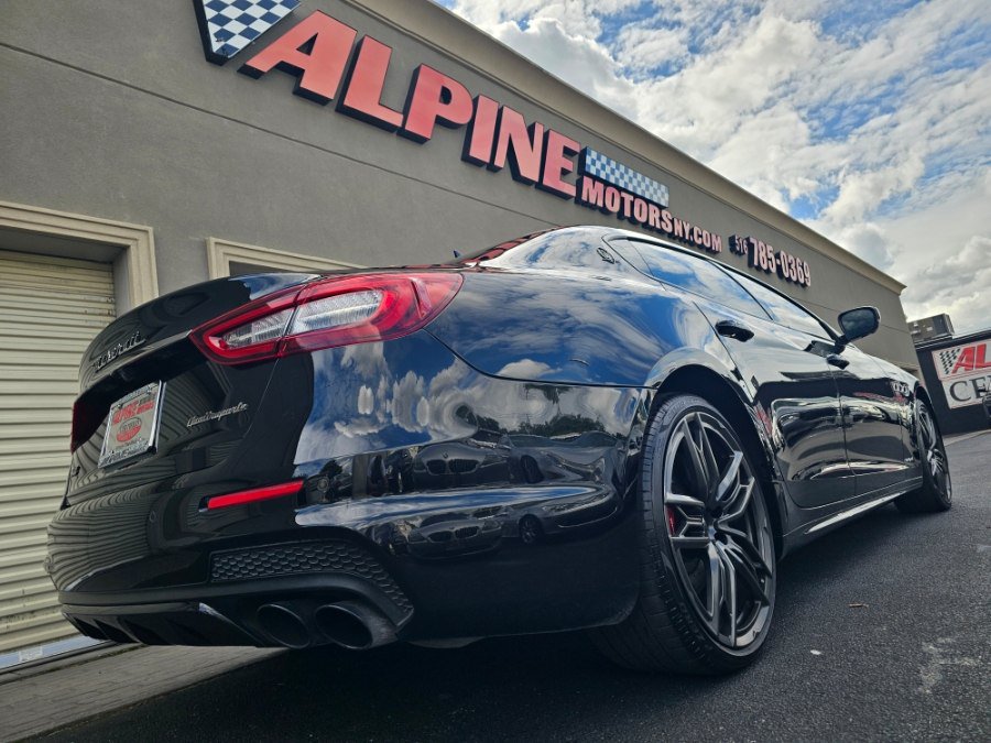 Used 2020 Maserati Quattroporte S GranSport Q4 AWD/4WD image 31