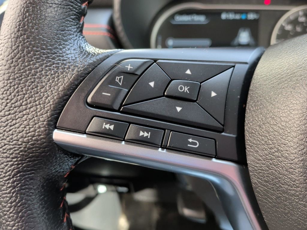 Used 2023 Nissan Versa SR w/ Trunk Package image 17