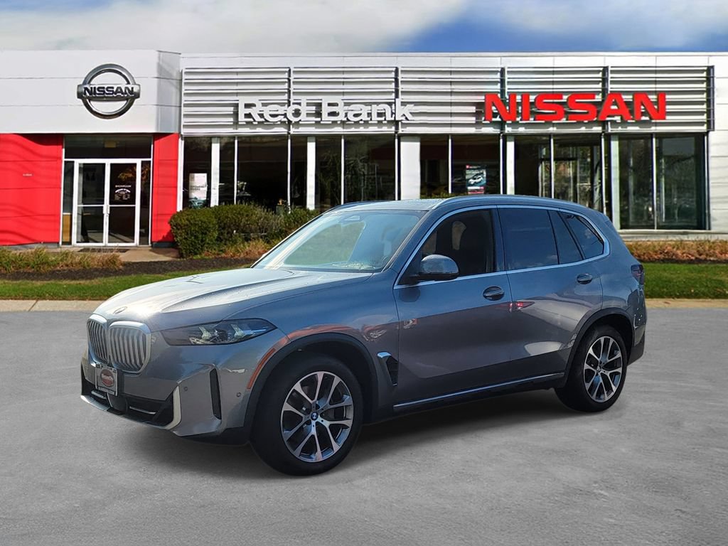 Used 2024 BMW X5 xDrive40i w/ Parking Assistance Package AWD/4WD image 5