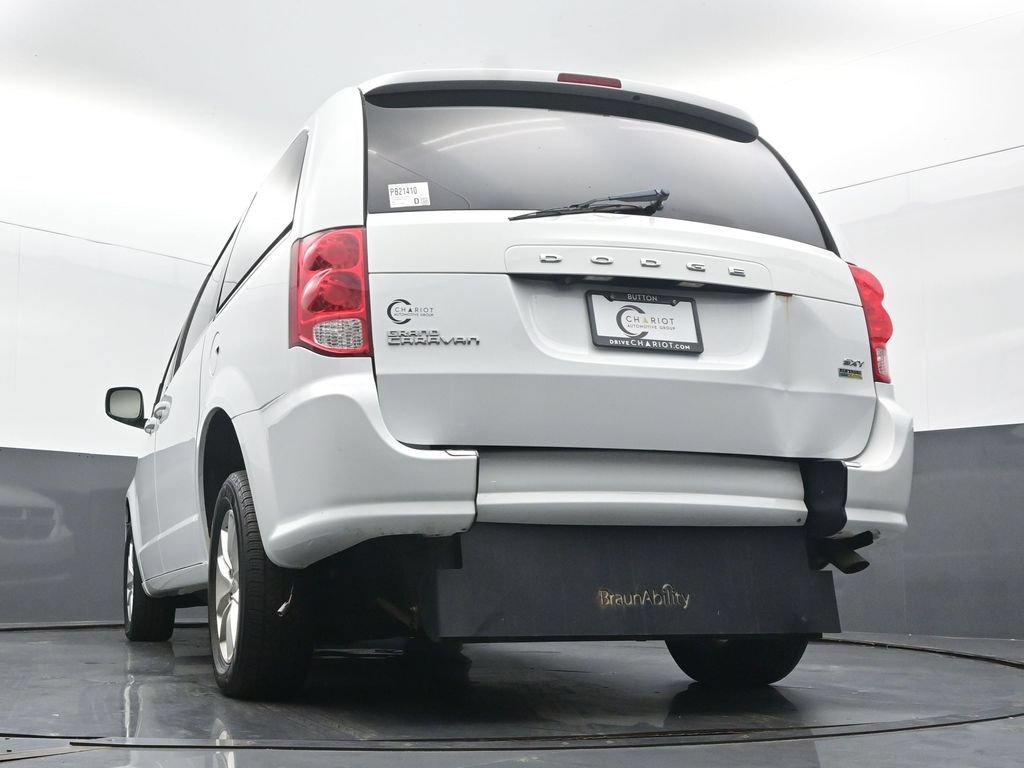 Used 2019 Dodge Grand Caravan SXT FWD image 45