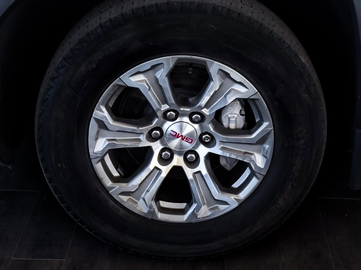 Used 2024 GMC Sierra 1500 SLT w/ SLT Convenience Package image 25