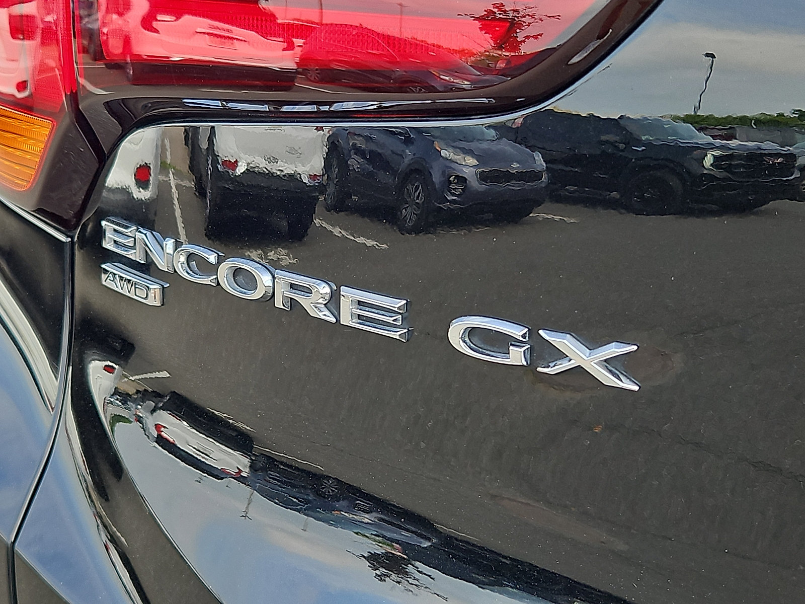 Used 2023 Buick Encore GX Select w/ Safety Package II AWD/4WD image 30