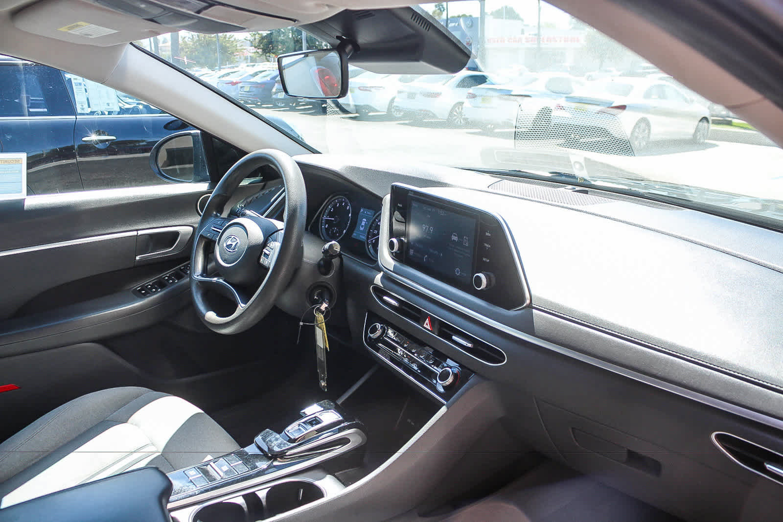 Used 2021 Hyundai Sonata SE FWD image 21