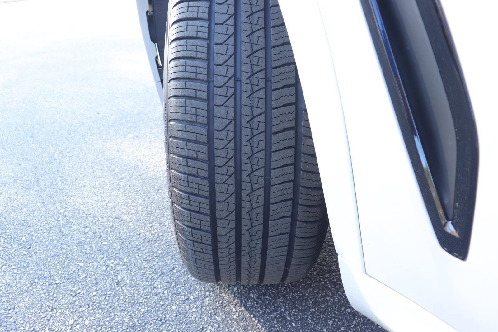 Used 2022 BMW X5 xDrive40i w/ M Sport Package image 41