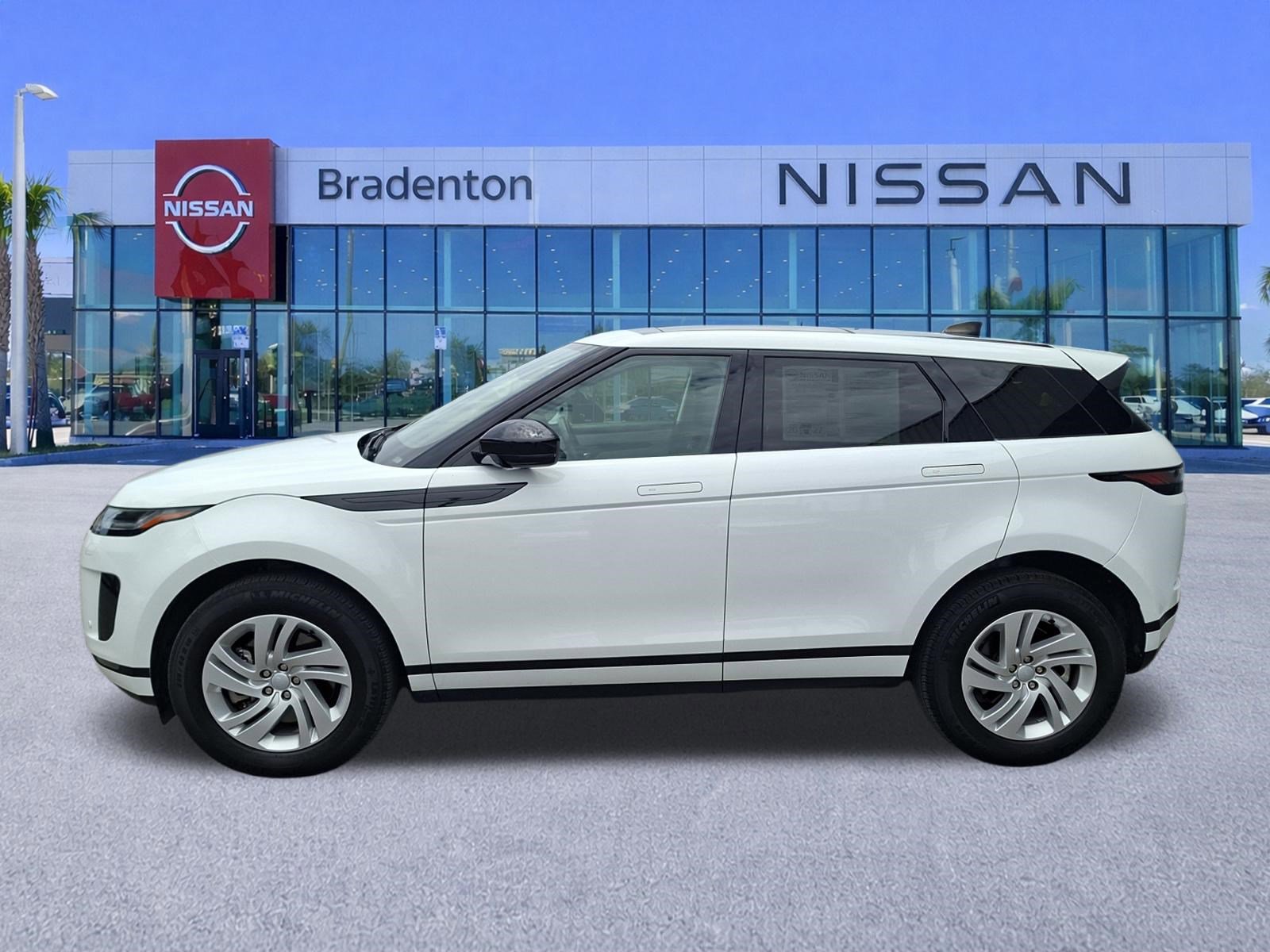 Used 2024 Land Rover Range Rover Evoque S AWD/4WD image 8