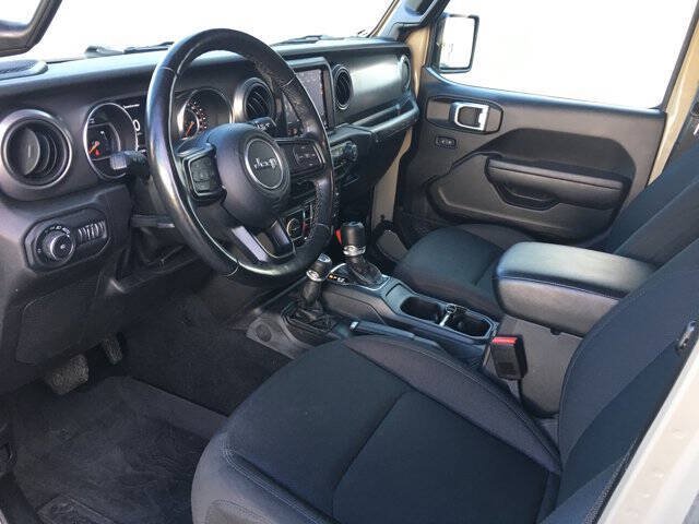 Used 2022 Jeep Wrangler Unlimited Sport AWD/4WD image 15
