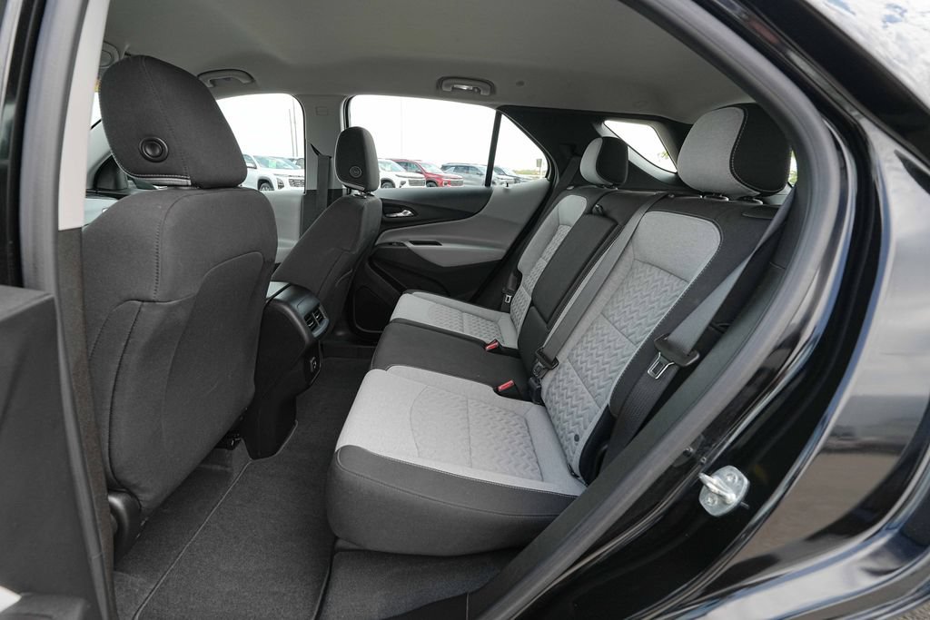 Used 2022 Chevrolet Equinox LS AWD/4WD image 19