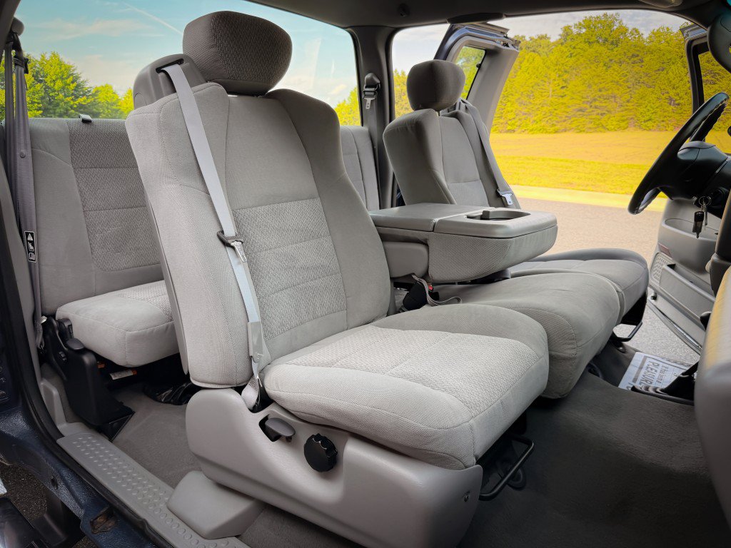 Used 2004 Ford F250 XLT AWD/4WD image 26