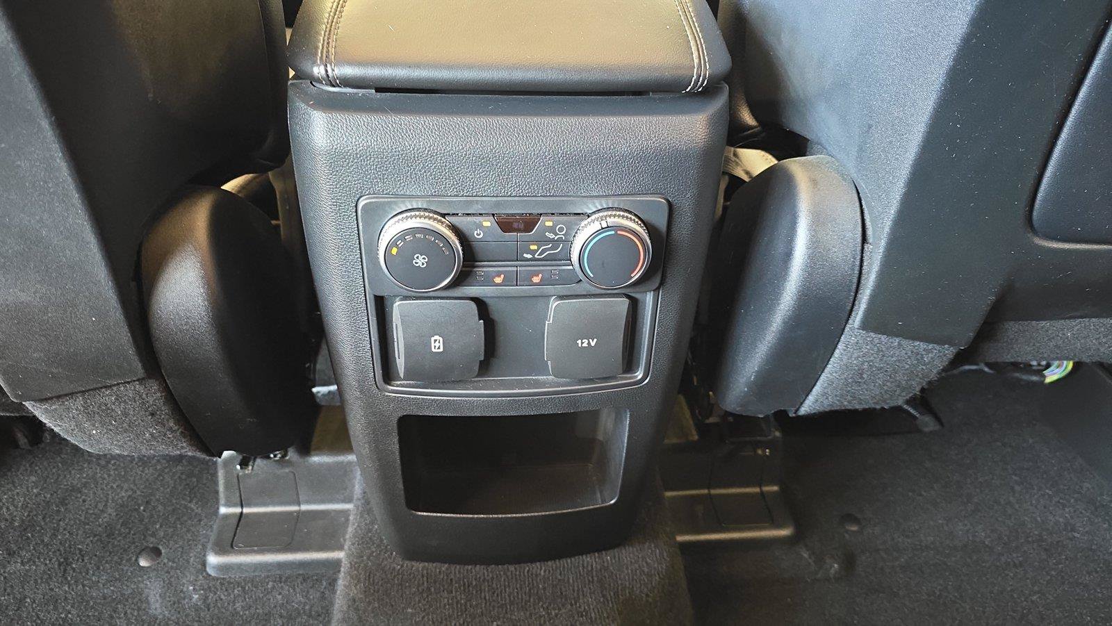 Used 2020 Ford Explorer XLT w/ Equipment Group 202A AWD/4WD image 20