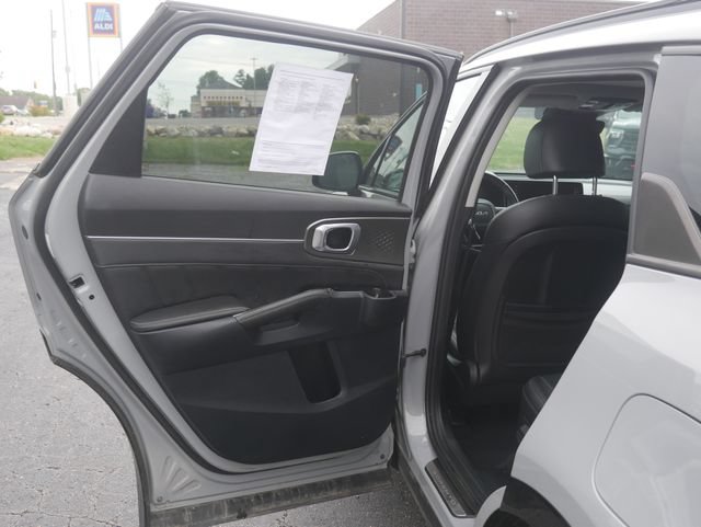 Used 2022 Kia Sorento SX AWD/4WD image 19