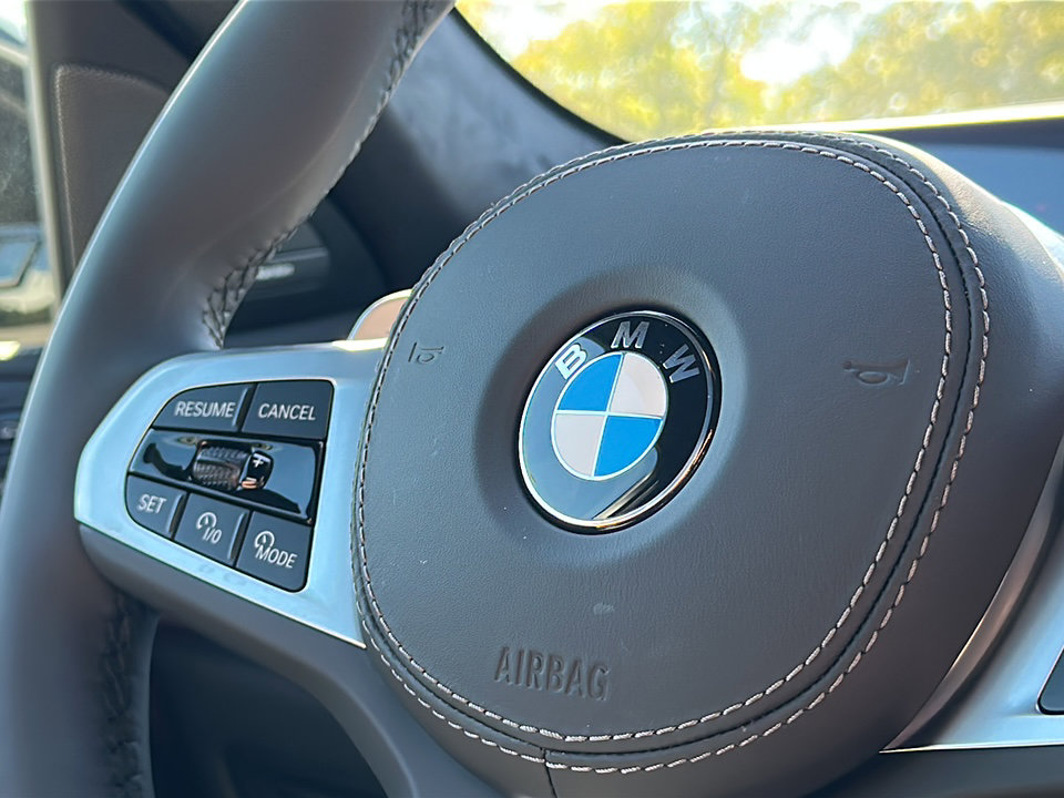 New 2026 BMW X6 xDrive40i w/ Climate Comfort Package image 20