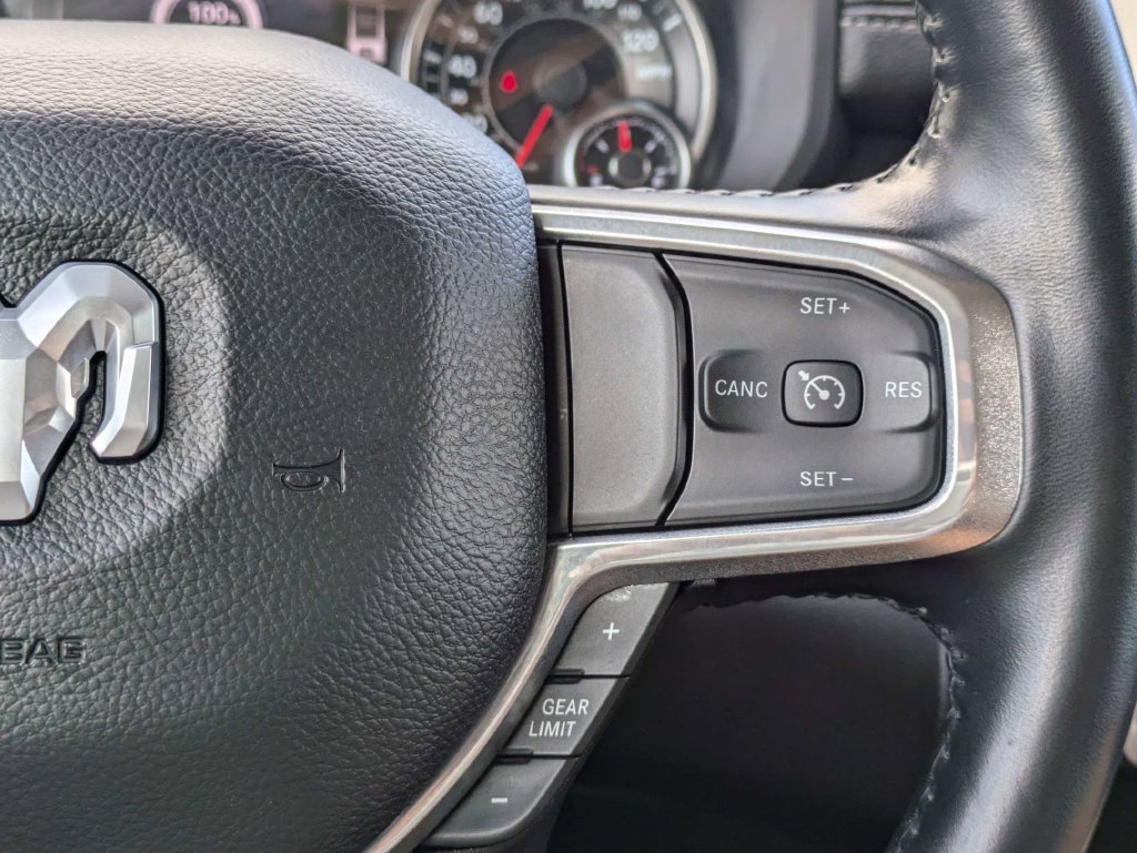 Used 2022 RAM 1500 Laramie AWD/4WD image 26
