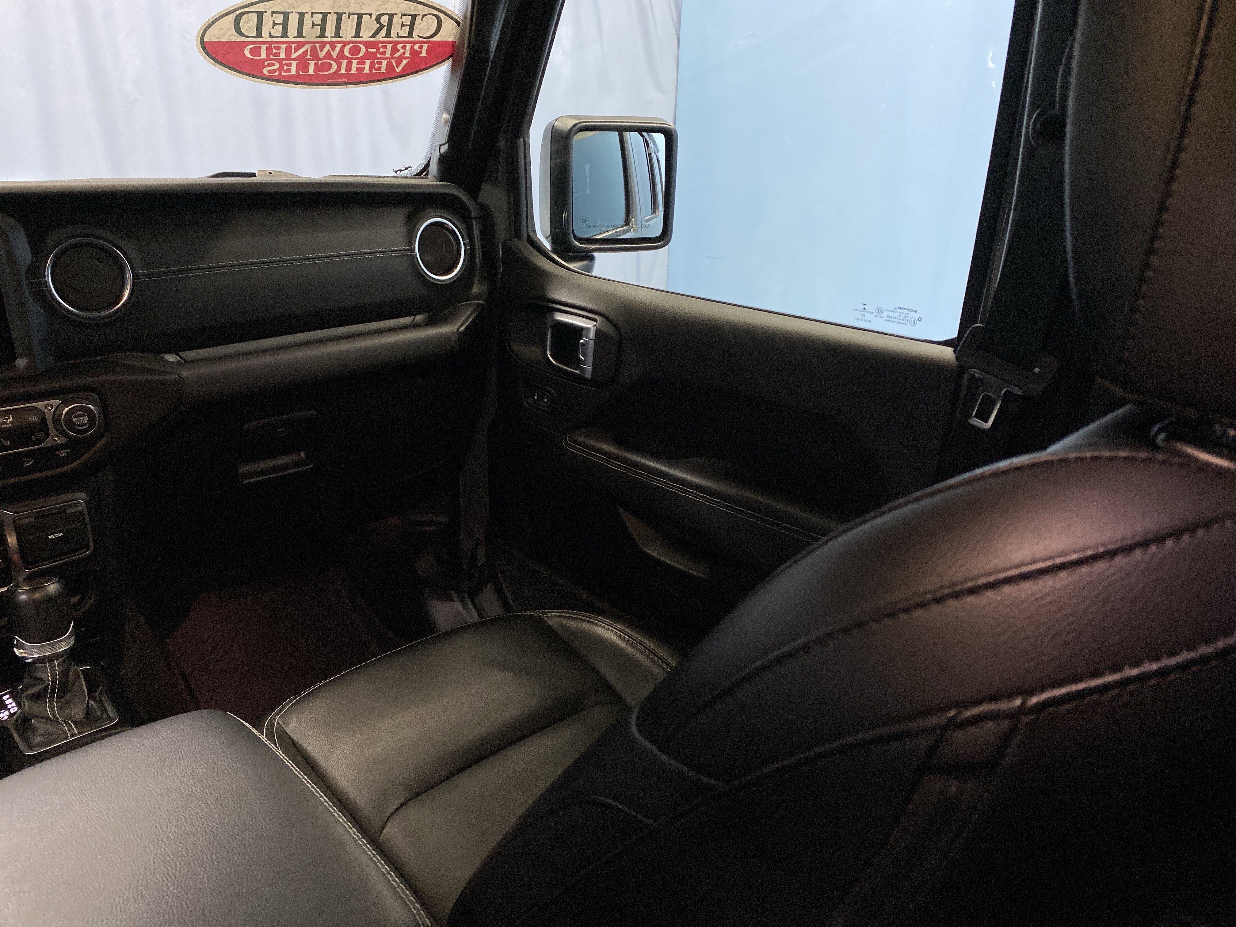 Used 2021 Jeep Wrangler Unlimited Sahara image 28