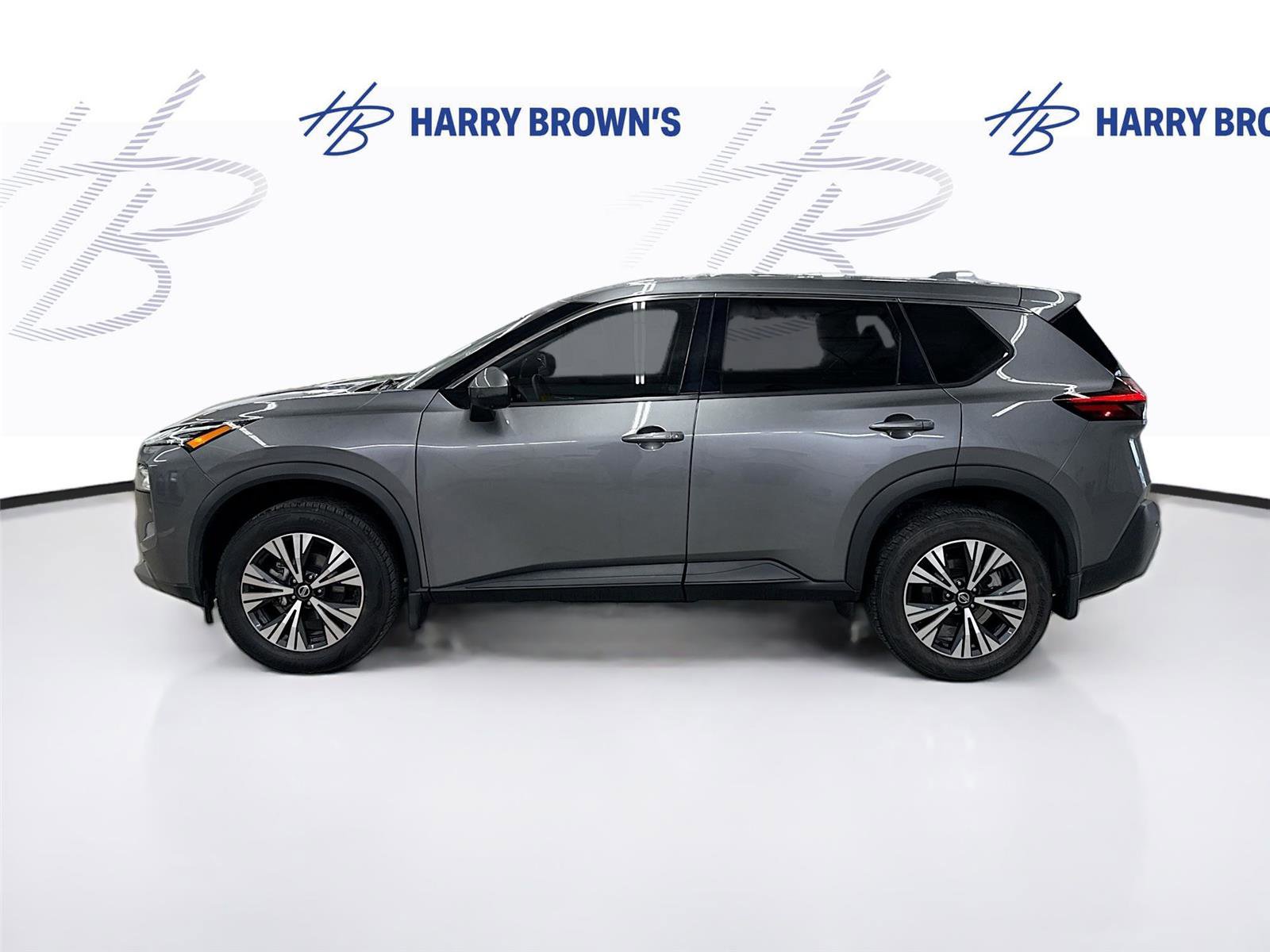 Used 2021 Nissan Rogue SV image 8