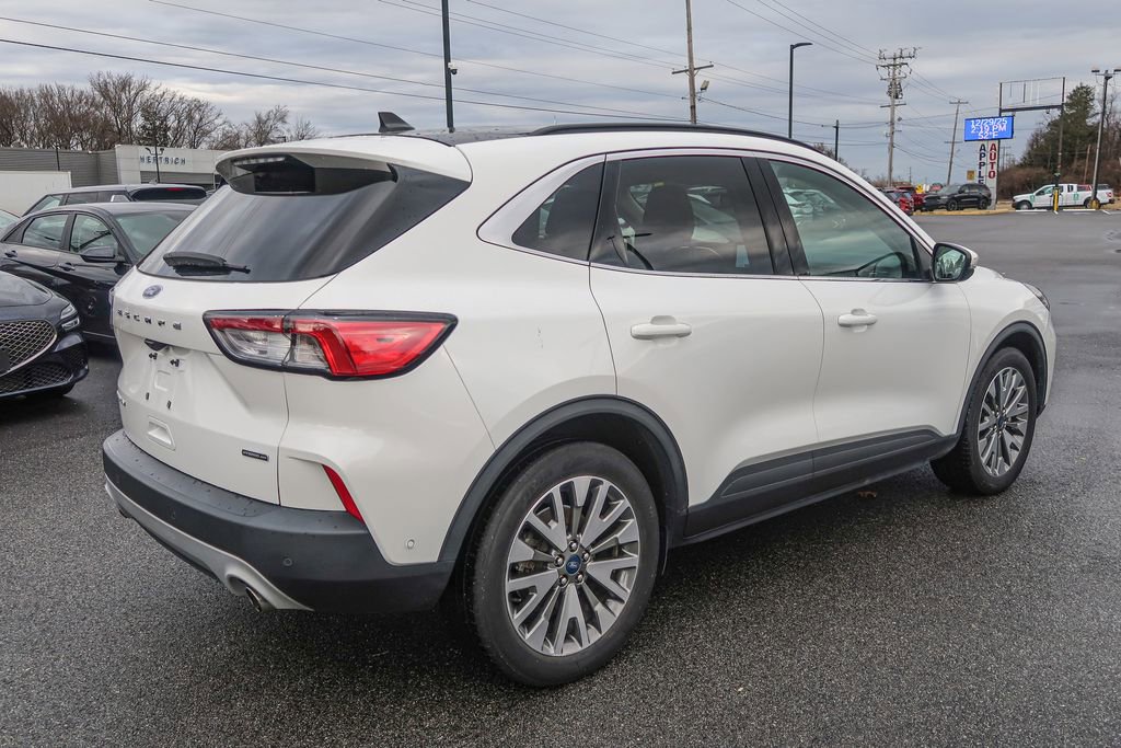 Used 2020 Ford Escape Titanium w/ Titanium Premium Package 2.0 image 10