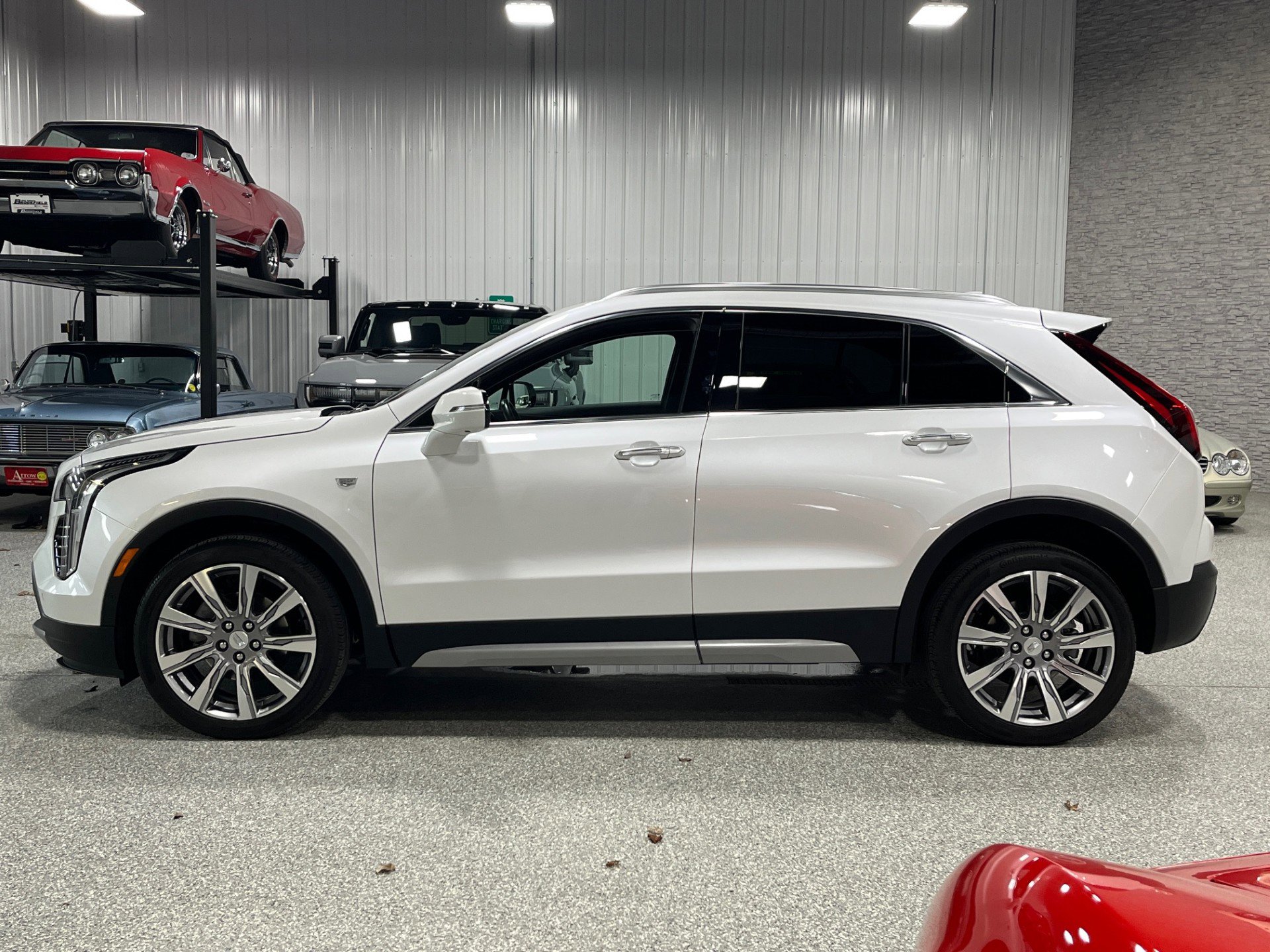 Used 2023 Cadillac XT4 Premium Luxury w/ Enhanced Visibility Package image 2