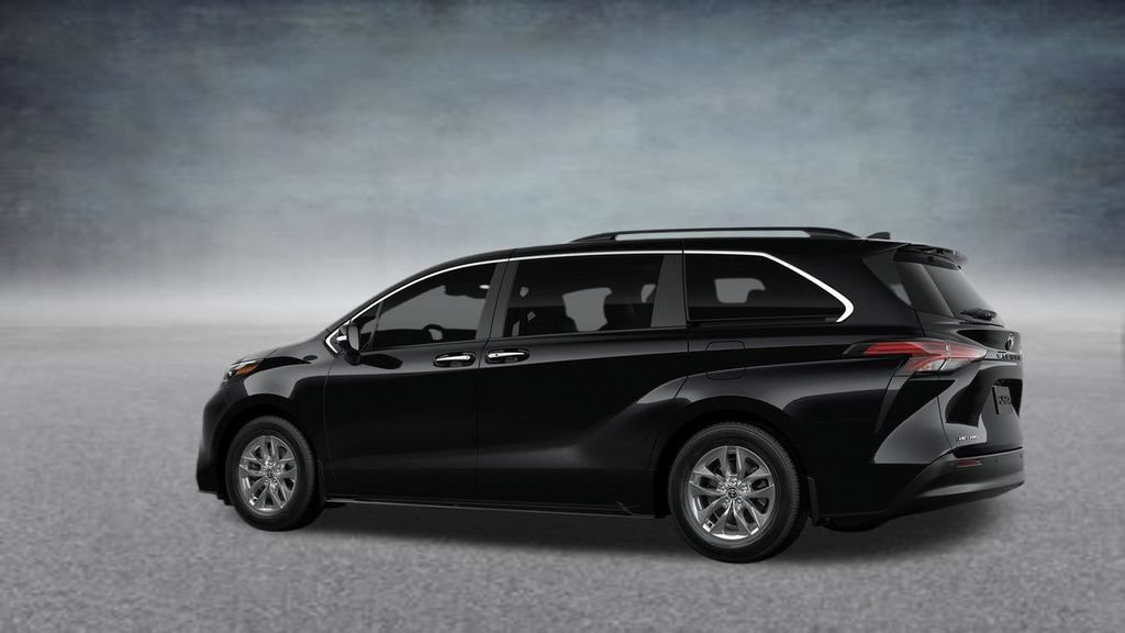 New 2026 Toyota Sienna XLE AWD/4WD image 7
