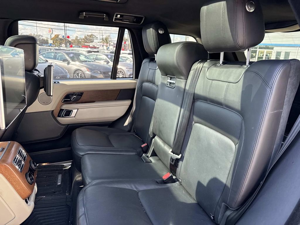 Used 2019 Land Rover Range Rover Long Wheelbase Supercharged image 15