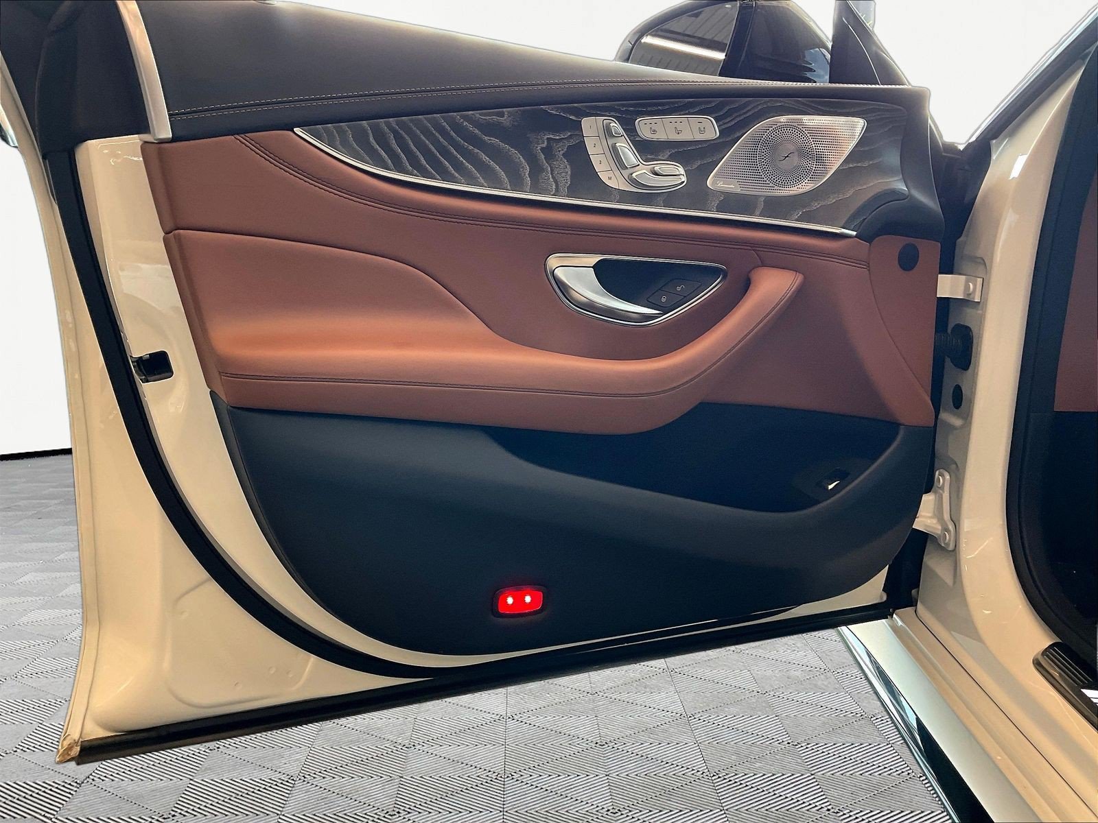 Certified 2020 Mercedes-Benz AMG GT 63 S image 20