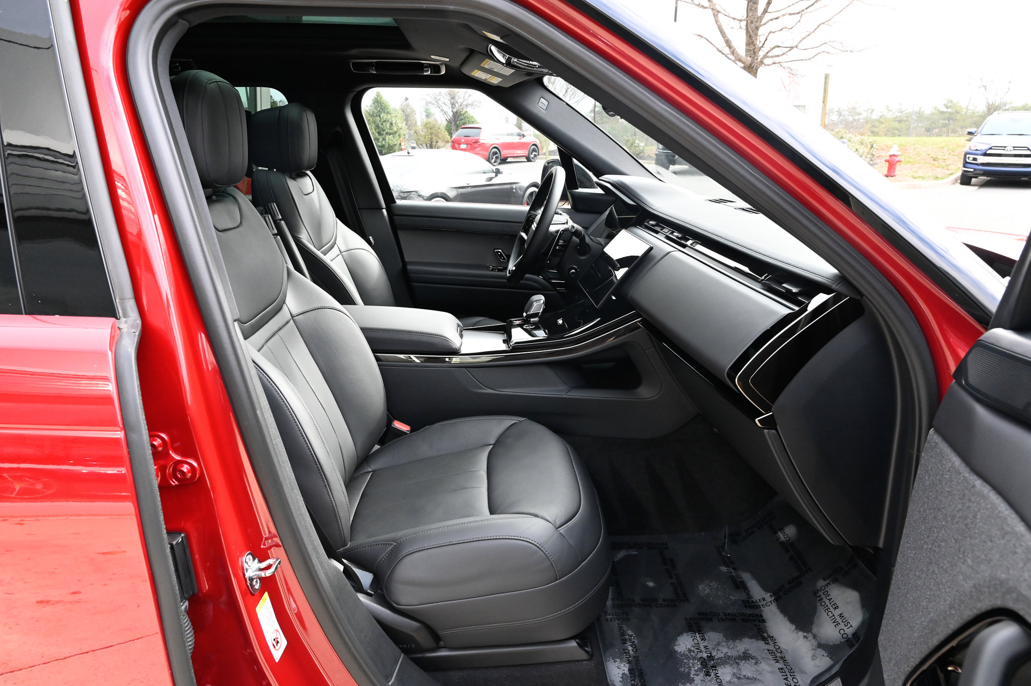 Used 2025 Land Rover Range Rover Sport Dynamic SE image 54