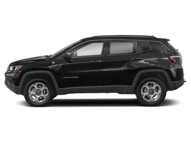 Used 2022 Jeep Compass Trailhawk w/ Trailhawk Elite Group AWD/4WD image 2