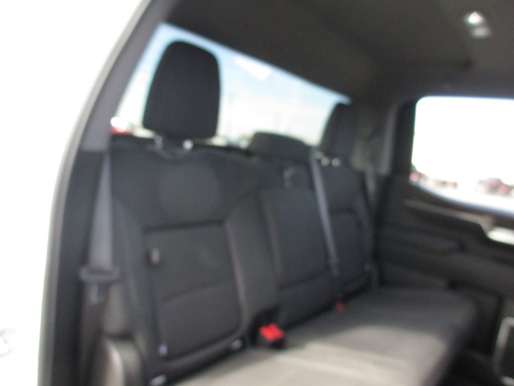 Used 2025 GMC Sierra 1500 Elevation image 20