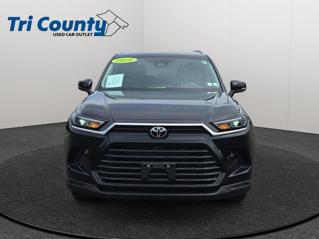 Certified 2024 Toyota Grand Highlander AWD image 2