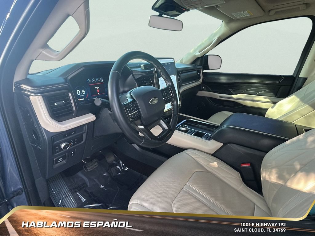 Used 2022 Ford Expedition Platinum image 11