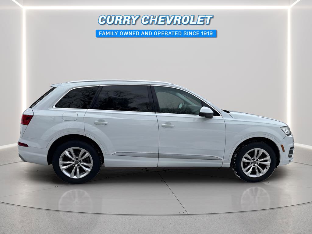 Used 2017 Audi Q7 3.0T Premium image 14