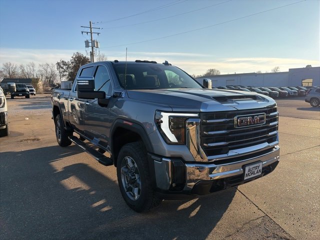 New 2026 GMC Sierra 2500 SLT image 8