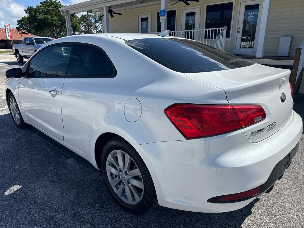 Used 2014 Kia Forte Koup EX image 3