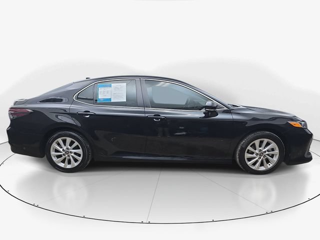 Used 2024 Toyota Camry LE w/ Convenience Package FWD image 3