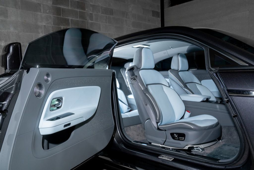 Used 2024 Rolls-Royce Spectre w/ Spectre Launch Package AWD/4WD image 33